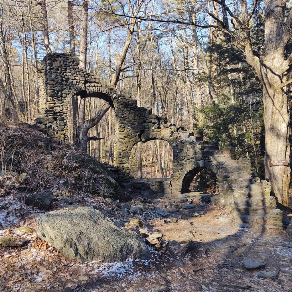 madam sheri's mansion ruins, exterior staricase