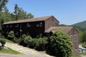 Outside view of Trailsend